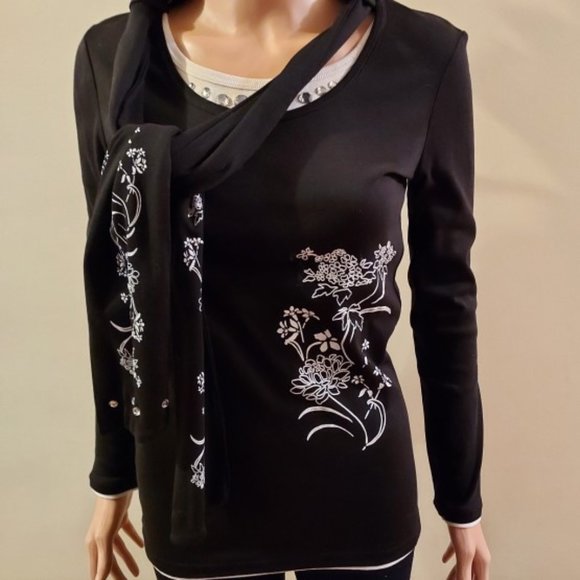 LIZ BANKS LTD BLACK W/WHITE SCREEN PRINT SLIP OVER TOP SIZE S NWT - Picture 3 of 5